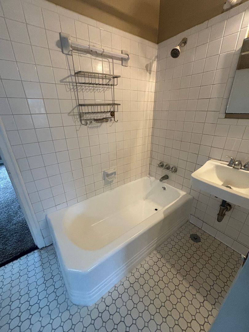 House for rent at 3840 Creswell Ave, Shreveport, LA 71106