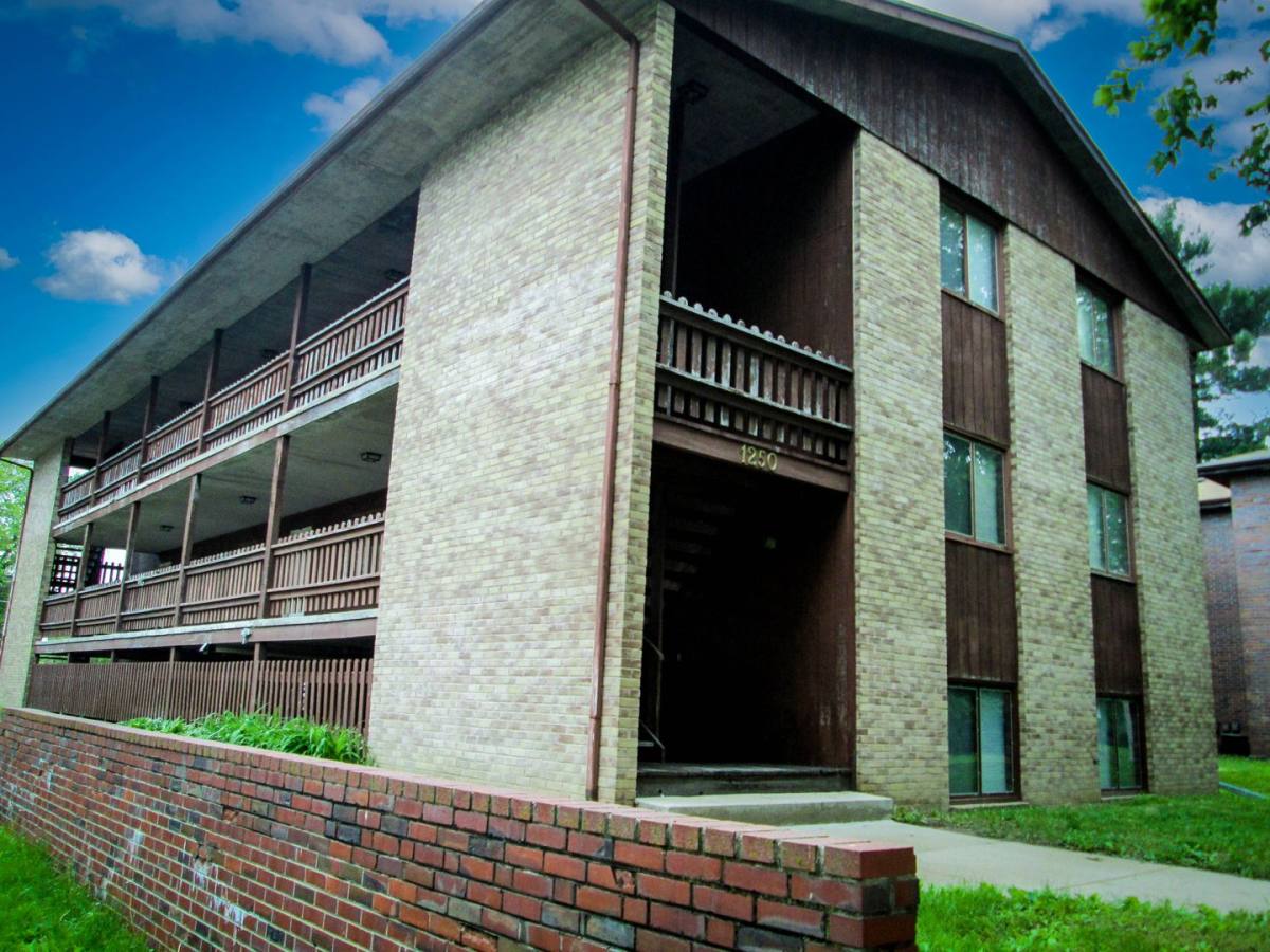 Apartment for rent at 1250 S 26th, Lincoln, NE 68502