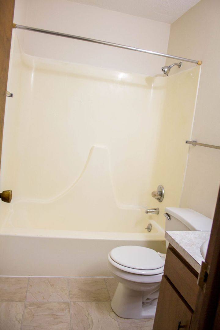 Apartment for rent at 1250 S 26th, Lincoln, NE 68502