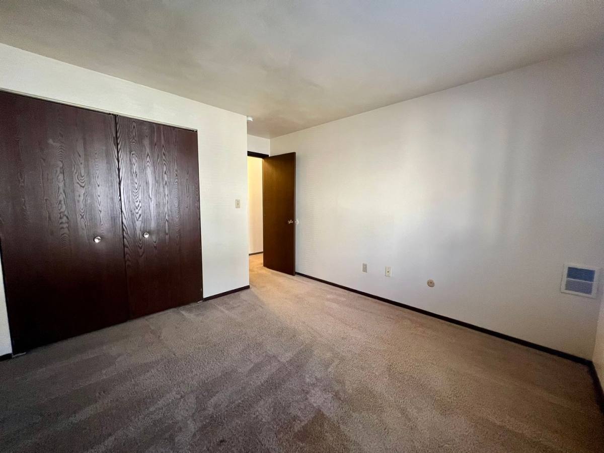 Apartment for rent at 602 Kellywood Manor, New Kensington, PA 15068