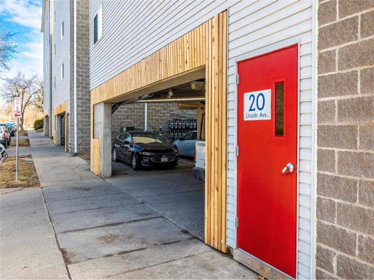 Townhouse for rent at 30 Lincoln Ave, Iowa City, IA 52246