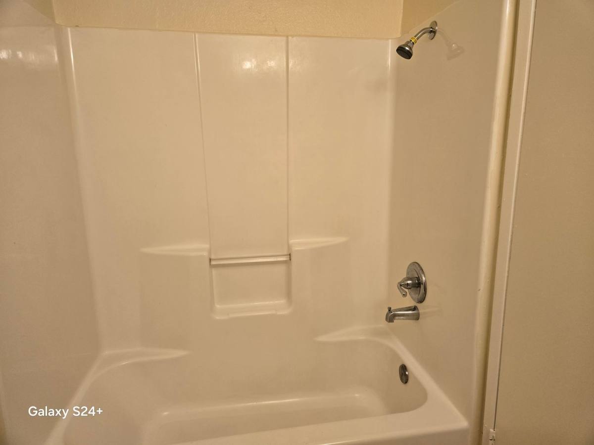 Apartment for rent at 248 S Yale St, Hemet, CA 92544