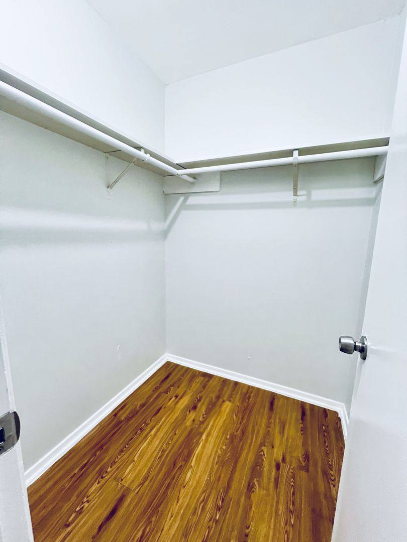 Apartment for rent at 924 E Dean Keeton St, Austin, TX 78705