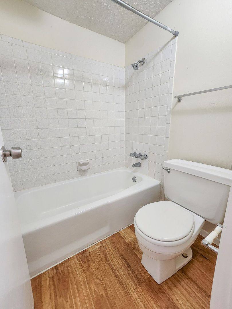 Apartment for rent at 924 E Dean Keeton St, Austin, TX 78705