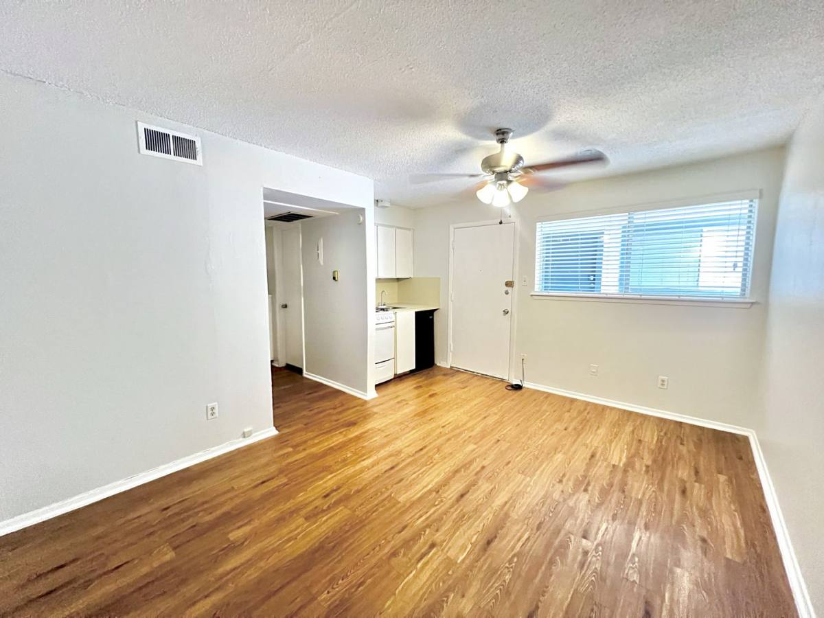 Apartment for rent at 924 E Dean Keeton St, Austin, TX 78705