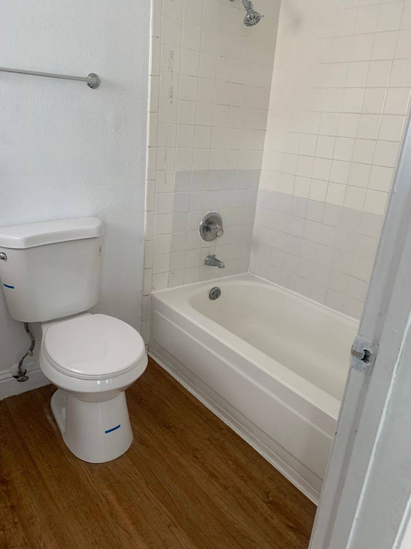 Apartment for rent at 1415 Martin Luther King Jr Way, Oakland, CA 94612