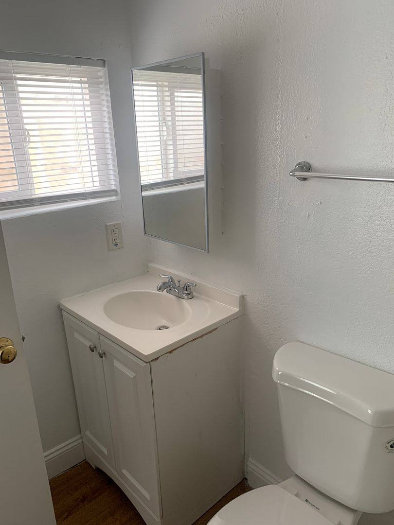Apartment for rent at 1415 Martin Luther King Jr Way, Oakland, CA 94612