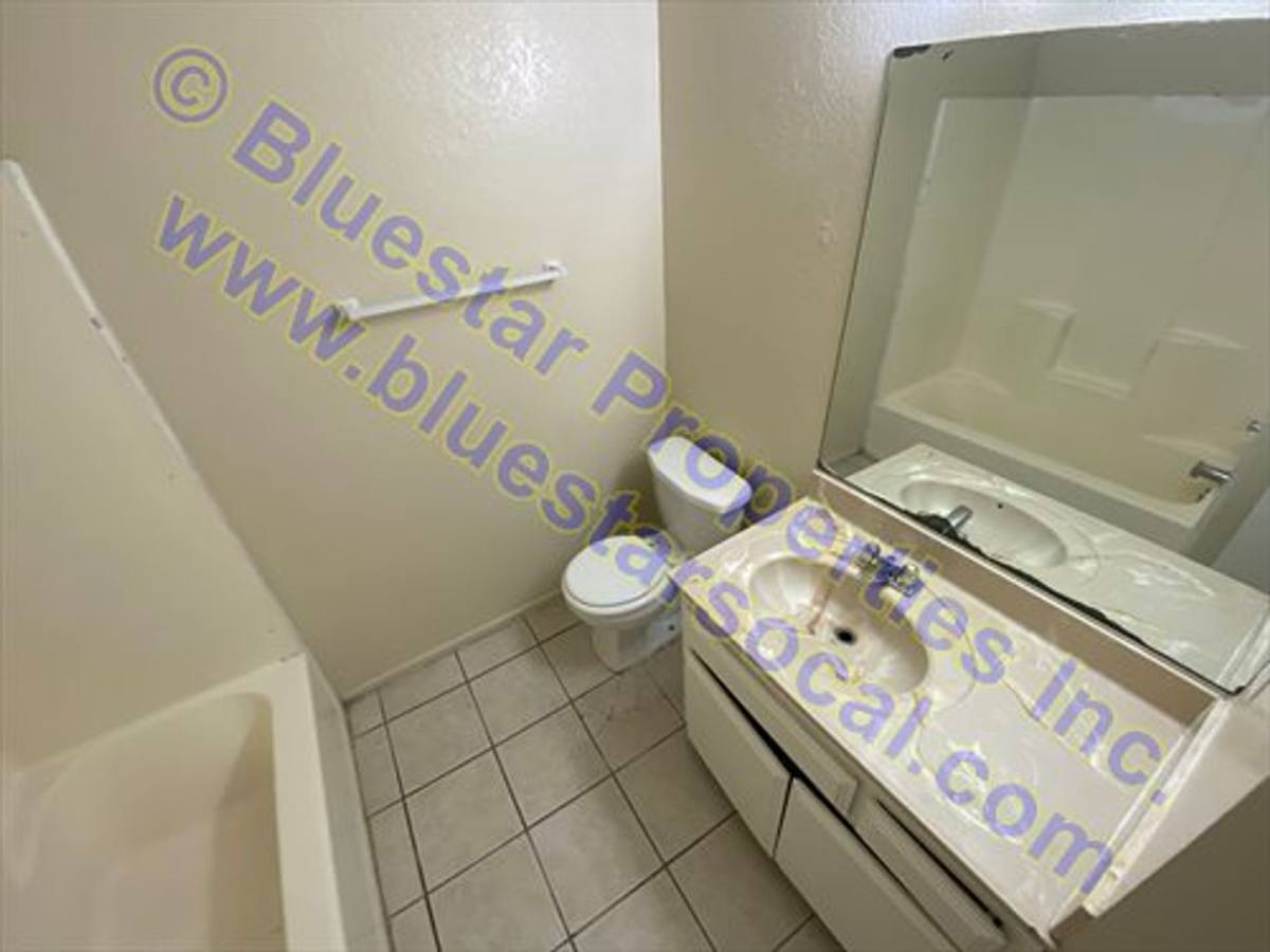 Apartment for rent at 15699-15709 Sueno Lane, Victorville, CA 92394