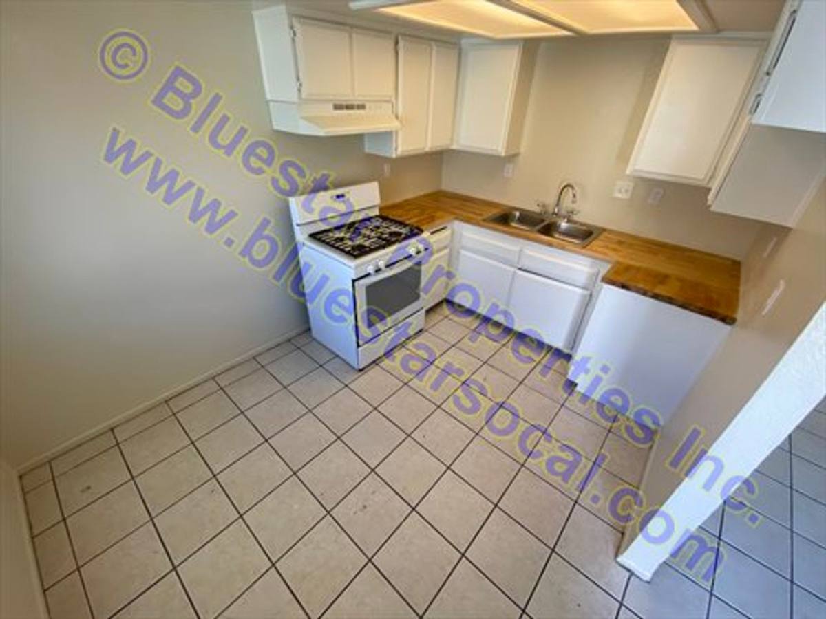 Apartment for rent at 15699-15709 Sueno Lane, Victorville, CA 92394