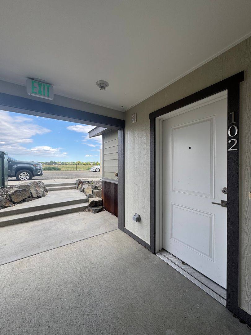 Apartment for rent at 2249 N Airport Rd, Ellensburg, WA 98926