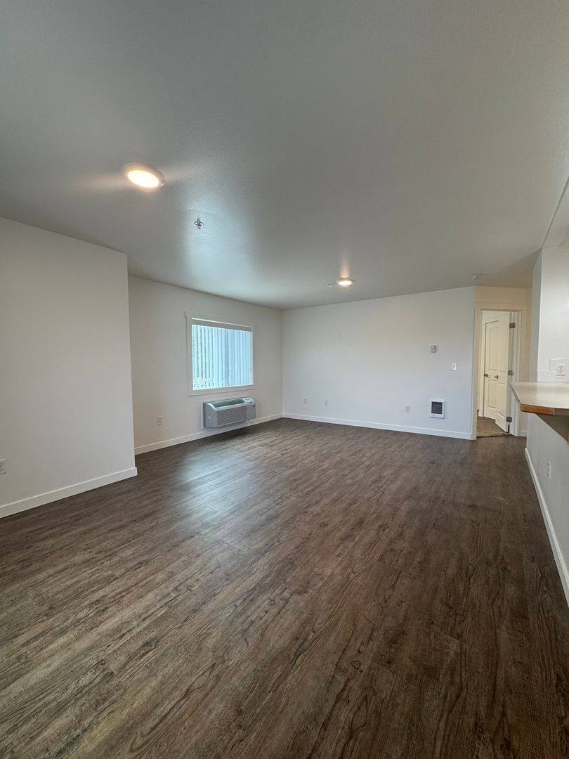 Apartment for rent at 2249 N Airport Rd, Ellensburg, WA 98926