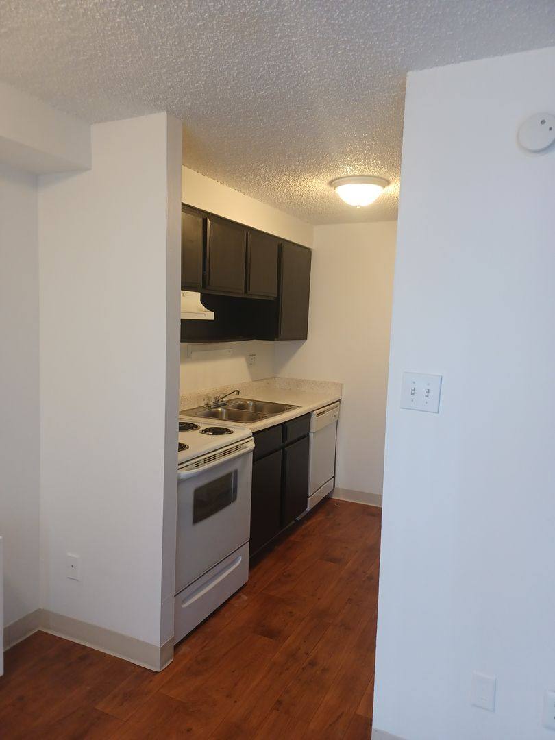 Apartment for rent at 1140 N Colorado Blvd, Denver, CO 80206