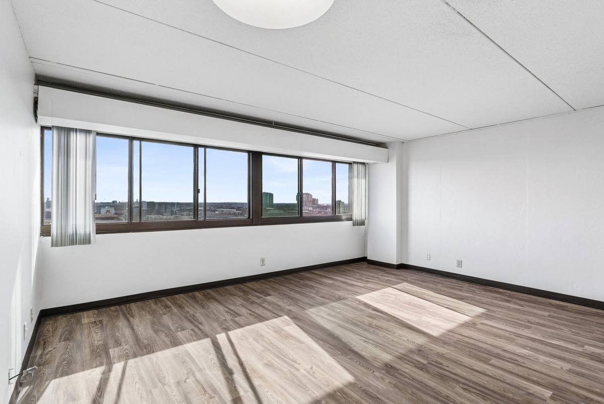 Apartment for rent at 425 13th Ave SE, Minneapolis, MN 55414