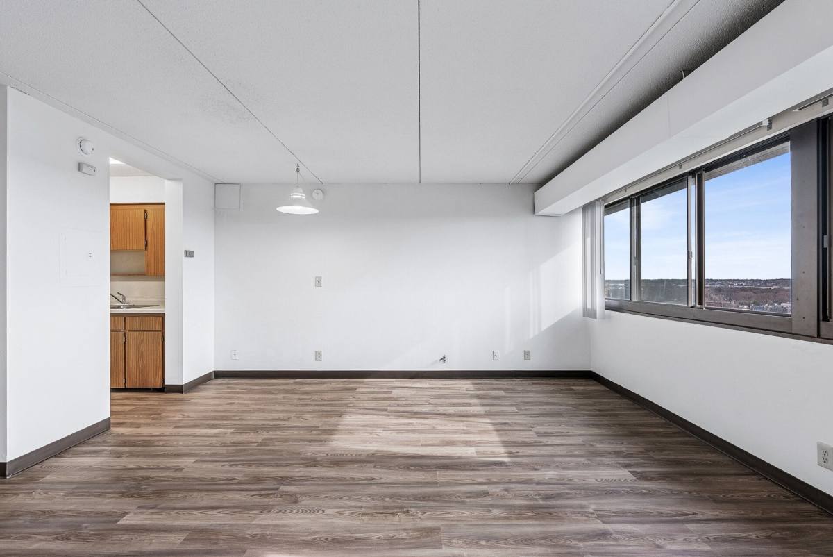 Apartment for rent at 425 13th Ave SE, Minneapolis, MN 55414
