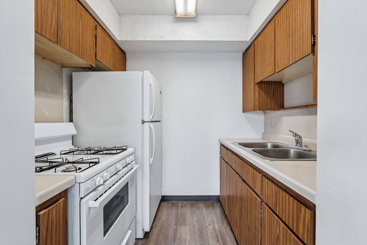 Apartment for rent at 425 13th Ave SE, Minneapolis, MN 55414