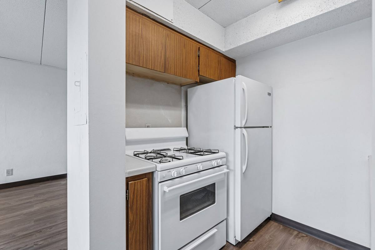 Apartment for rent at 425 13th Ave SE, Minneapolis, MN 55414