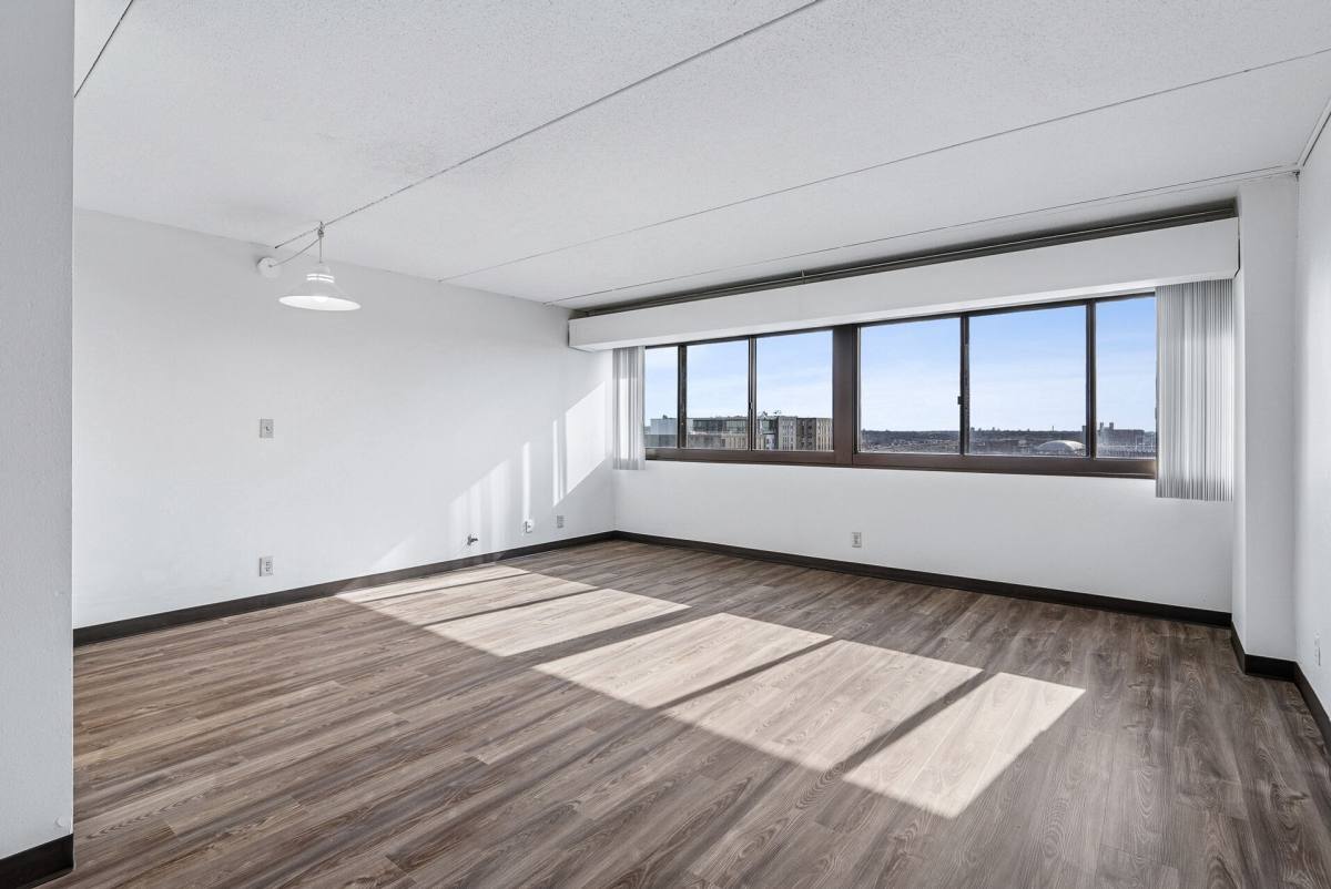 Apartment for rent at 425 13th Ave SE, Minneapolis, MN 55414