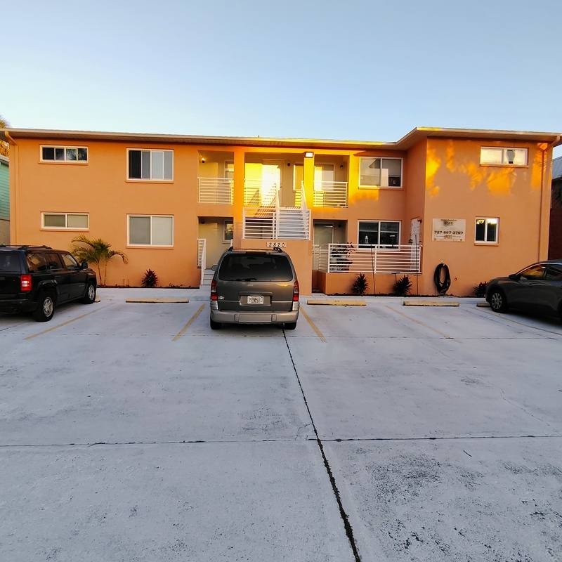 Apartment for rent at 2820 Dupont St S #201, Saint Petersburg, FL 33707