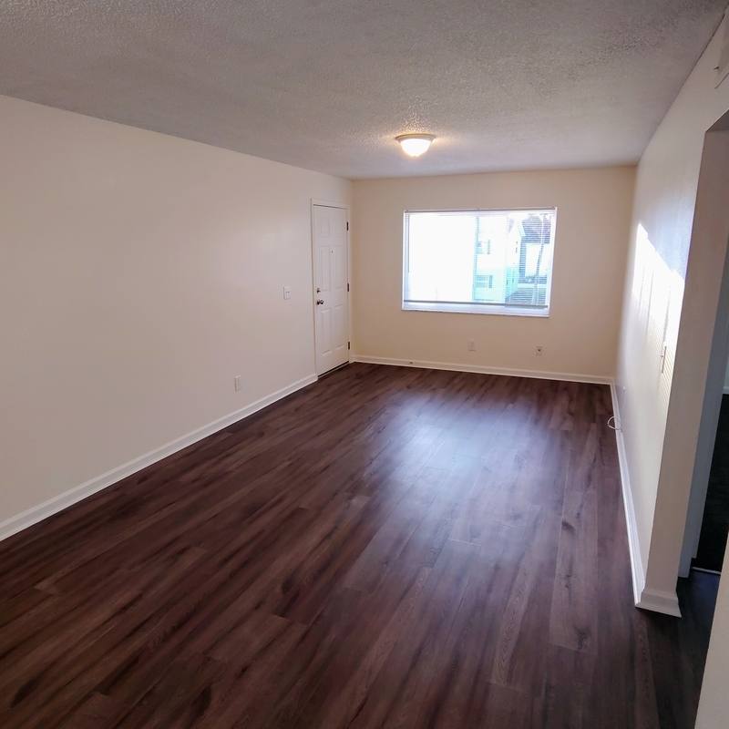 Apartment for rent at 2820 Dupont St S #201, Saint Petersburg, FL 33707
