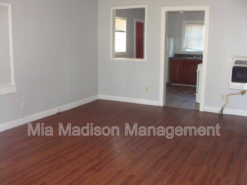 Apartment for rent at 1226 E Henry St #B, Savannah, GA 31404