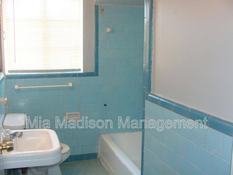 Apartment for rent at 1226 E Henry St #B, Savannah, GA 31404