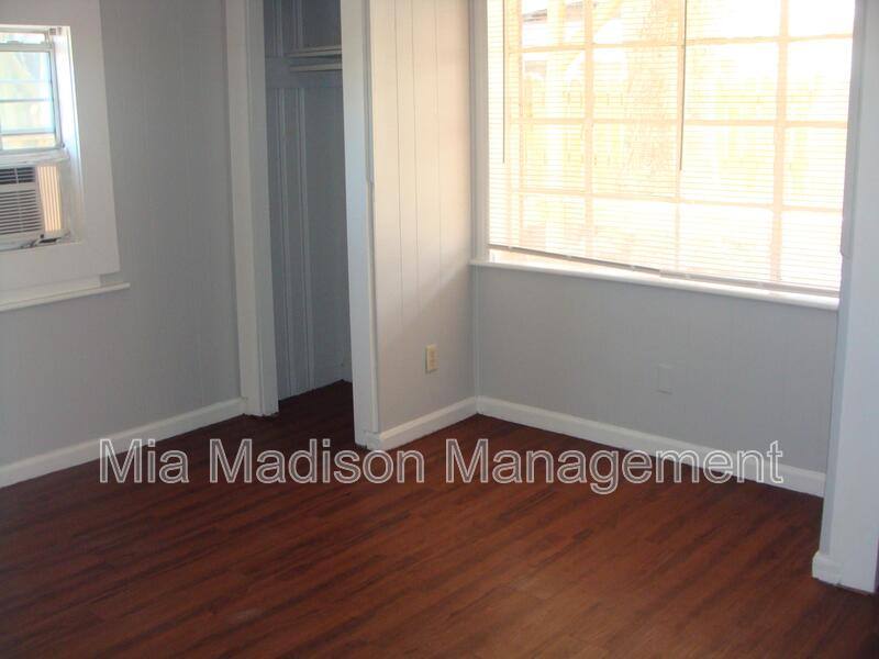 Apartment for rent at 1226 E Henry St #B, Savannah, GA 31404