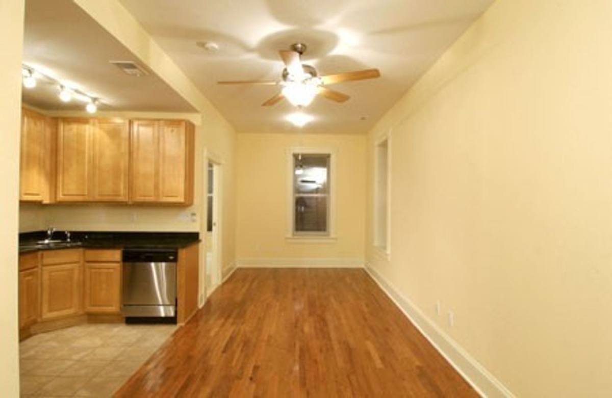 Apartment for rent at 4143-45 Manchester Ave, Saint Louis, MO 63110