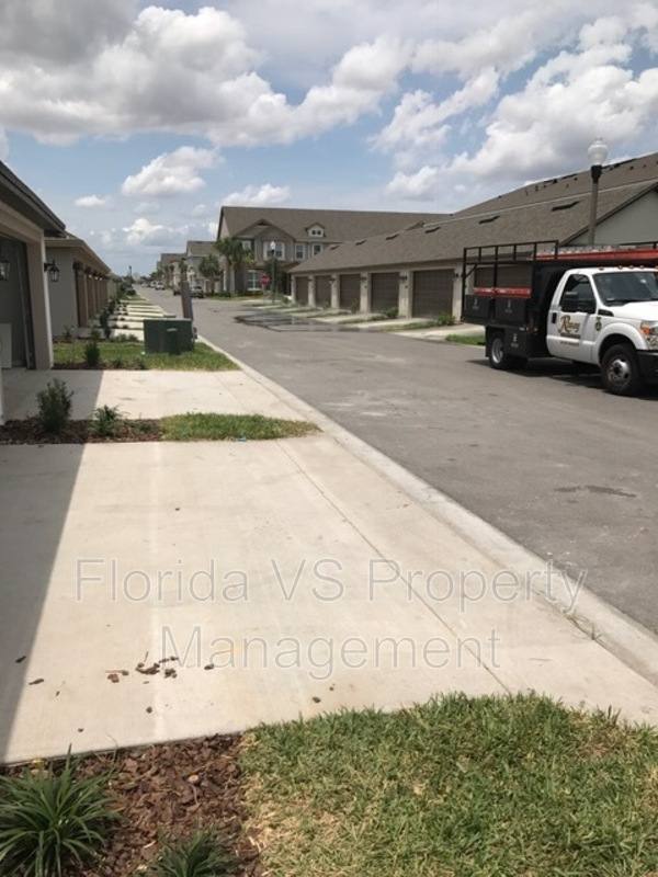 Townhouse for rent at 11642 Water Run Ally, Windermere, FL 34786