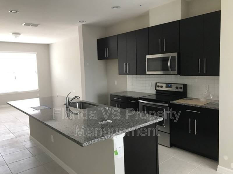 Townhouse for rent at 11642 Water Run Ally, Windermere, FL 34786