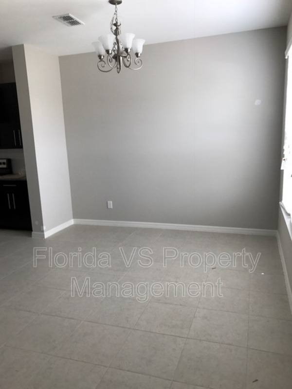Townhouse for rent at 11642 Water Run Ally, Windermere, FL 34786