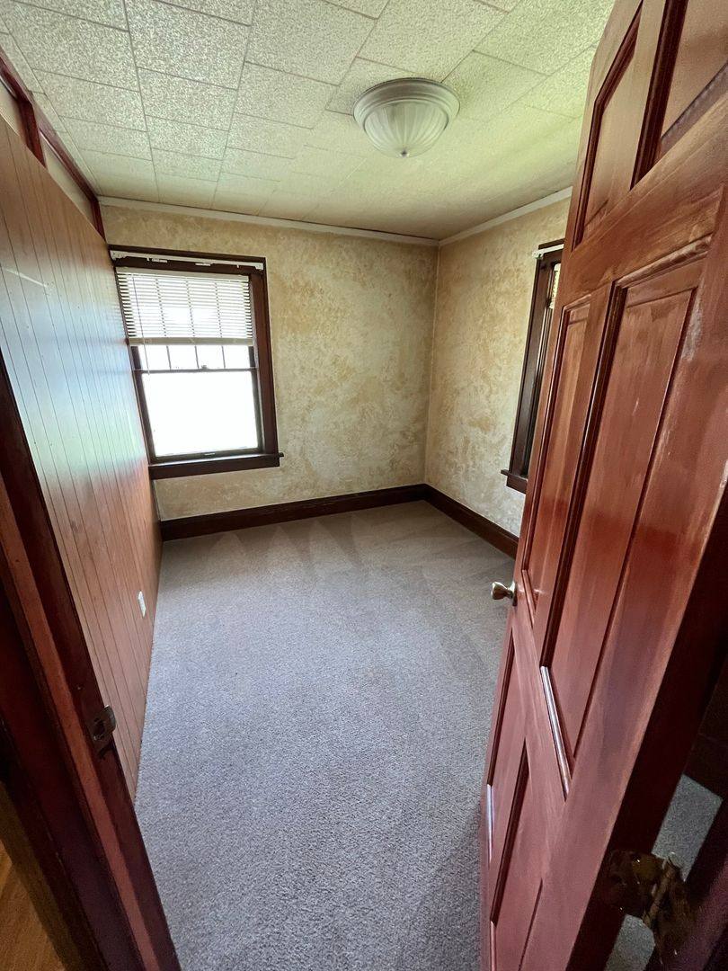 Apartment for rent at 2521 Iowa St, Cedar Falls, IA 50613