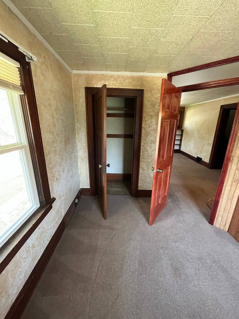 Apartment for rent at 2521 Iowa St, Cedar Falls, IA 50613
