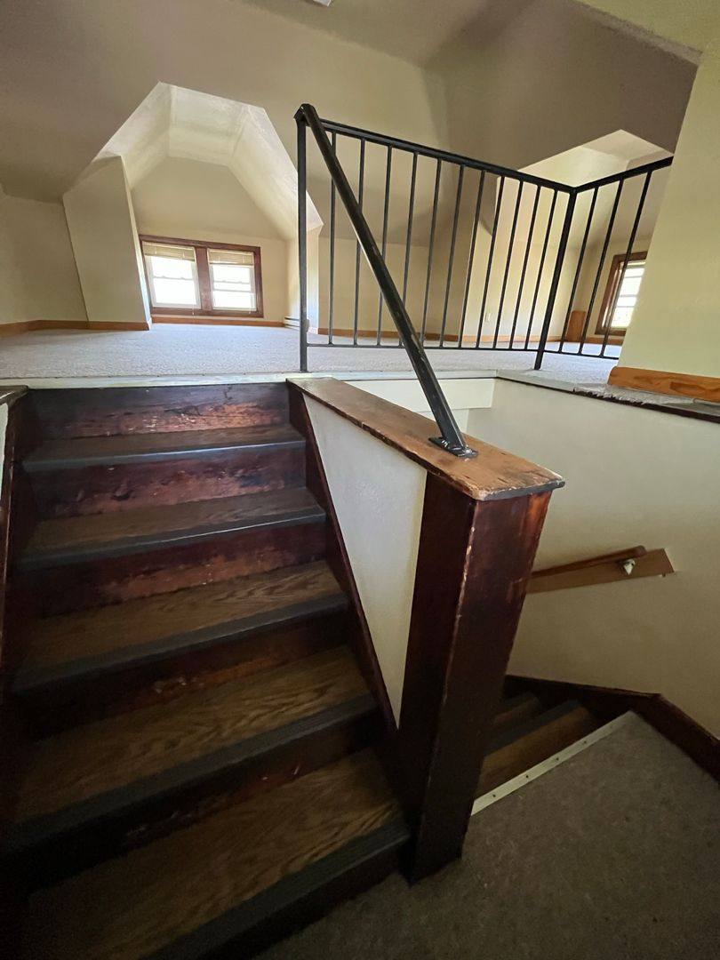 Apartment for rent at 2521 Iowa St, Cedar Falls, IA 50613