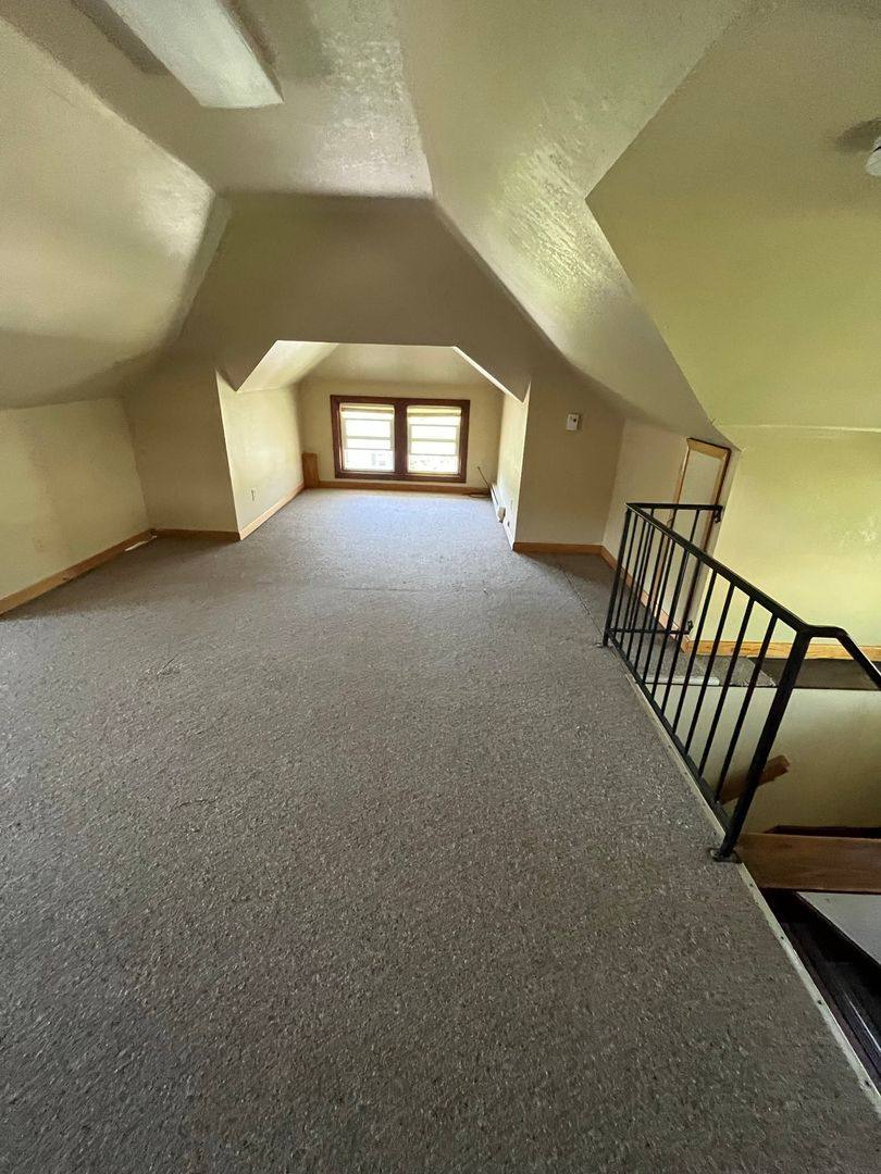 Apartment for rent at 2521 Iowa St, Cedar Falls, IA 50613