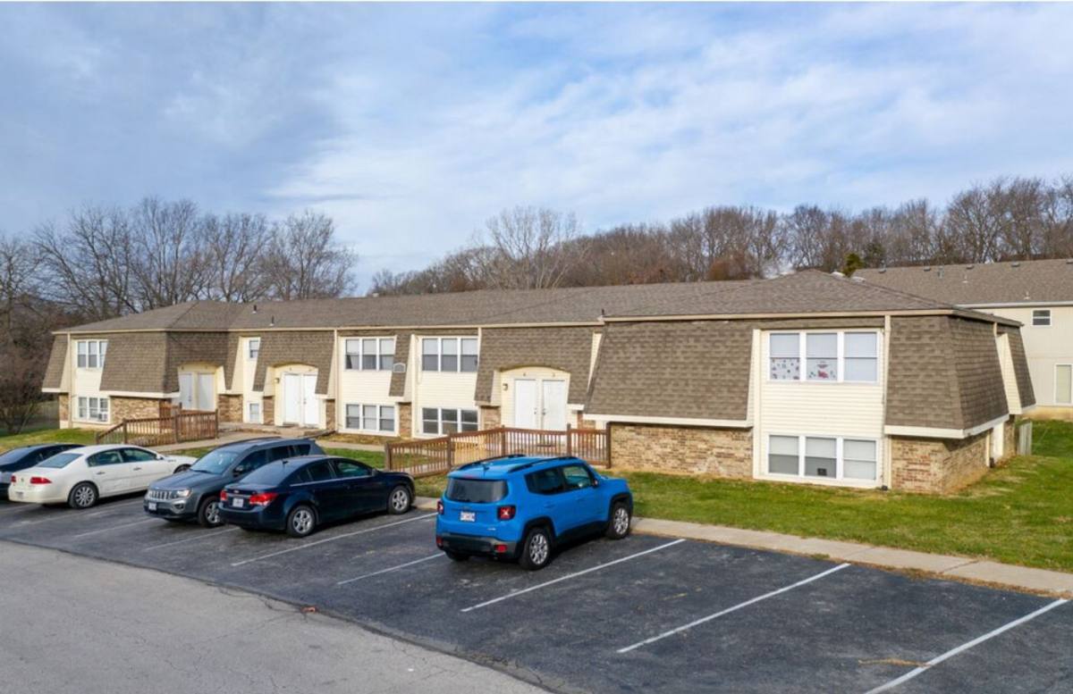 Apartment for rent at 920 Fontana Ave, Platte City, MO 64079