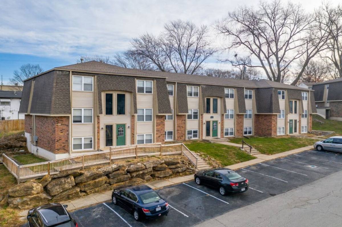 Apartment for rent at 920 Fontana Ave, Platte City, MO 64079