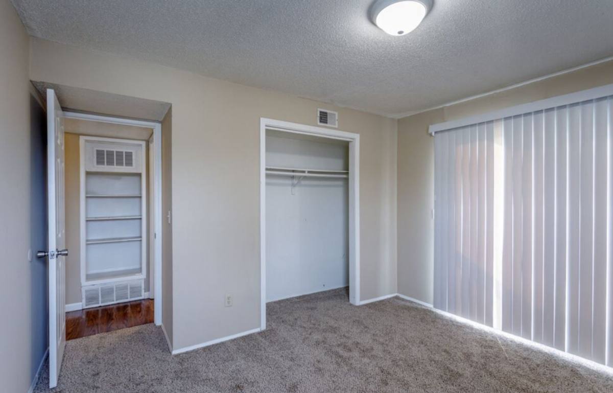 Apartment for rent at 920 Fontana Ave, Platte City, MO 64079