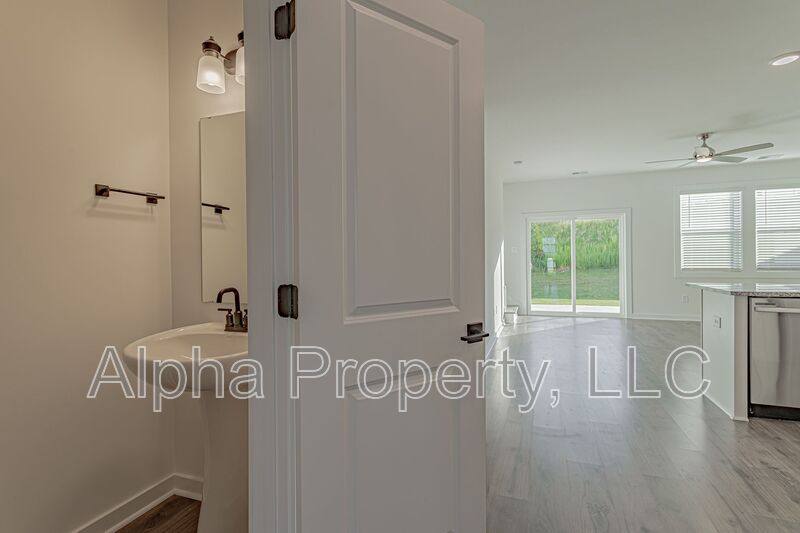 Townhouse for rent at 1451 Darrowby Way, Spartanburg, SC 29301