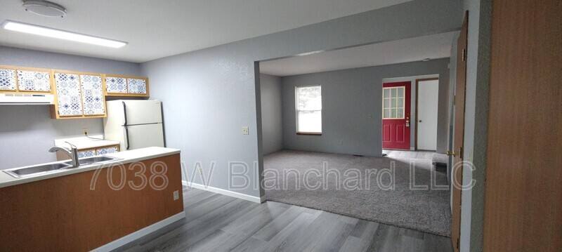 Apartment for rent at 815 Whitney St, Mount Pleasant, MI 48858