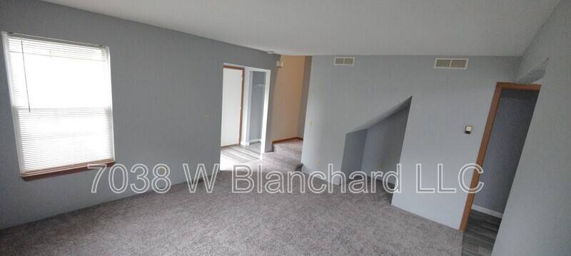 Apartment for rent at 815 Whitney St, Mount Pleasant, MI 48858