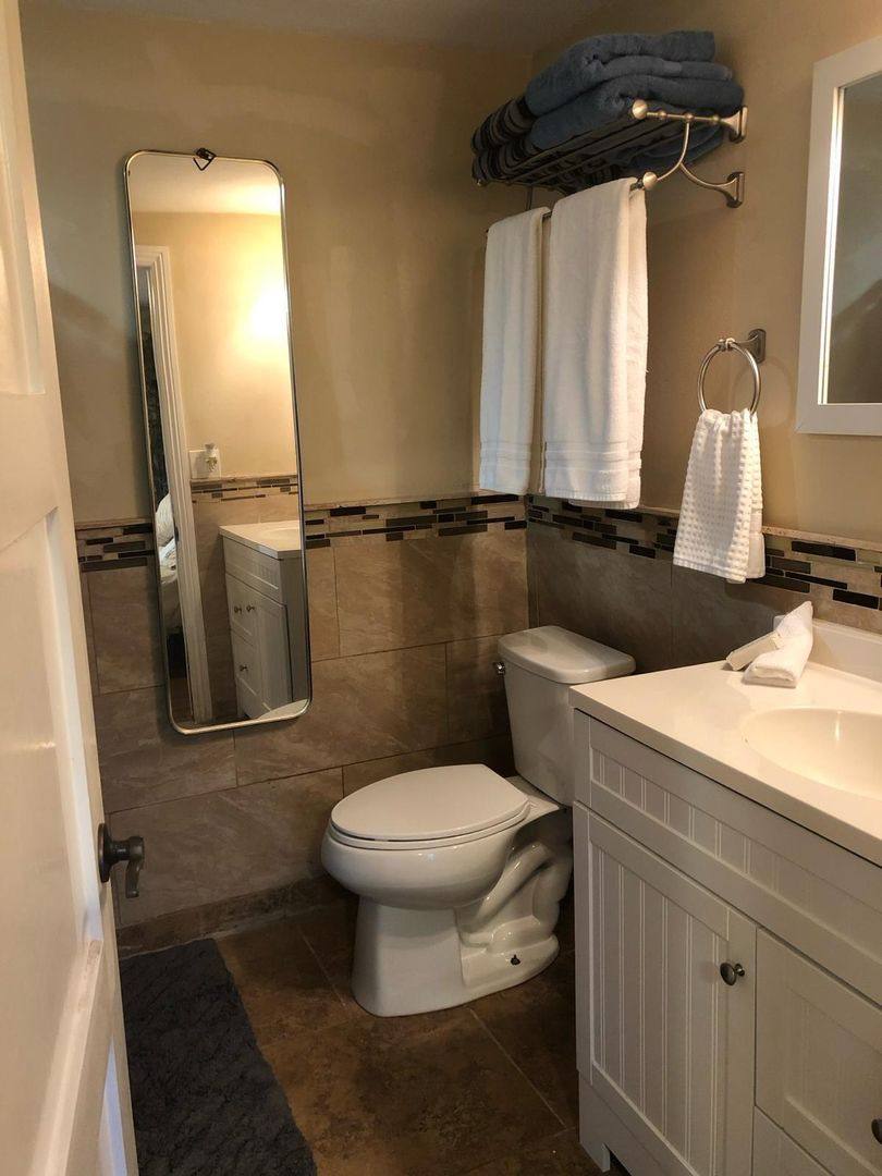 Apartment for rent at 23663 Lake Dr, Crestline, CA 92325