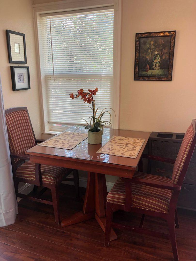Apartment for rent at 23663 Lake Dr, Crestline, CA 92325