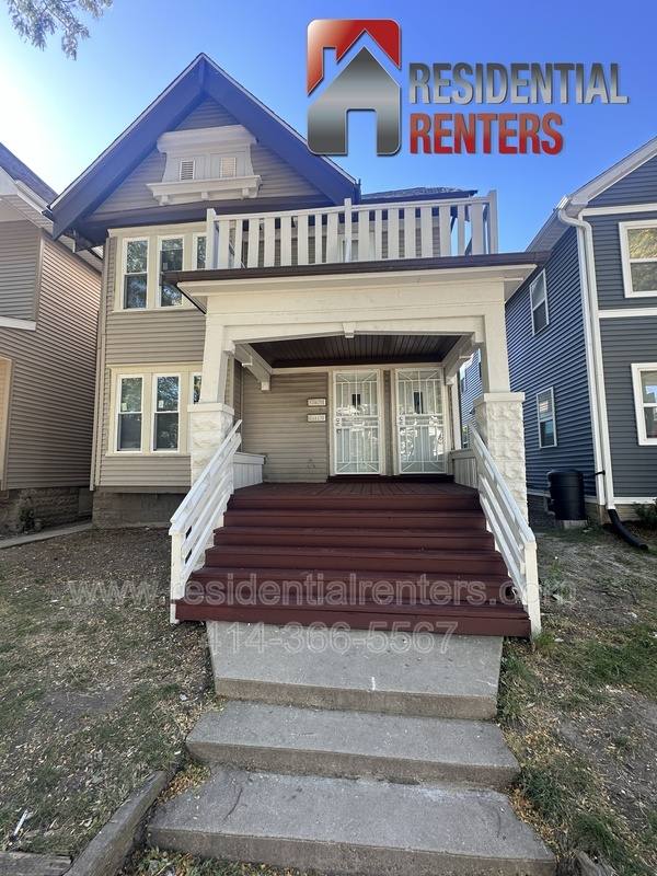 Apartment for rent at 3025 N 6th St, Milwaukee, WI 53212