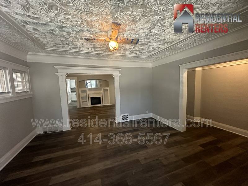 Apartment for rent at 3025 N 6th St, Milwaukee, WI 53212