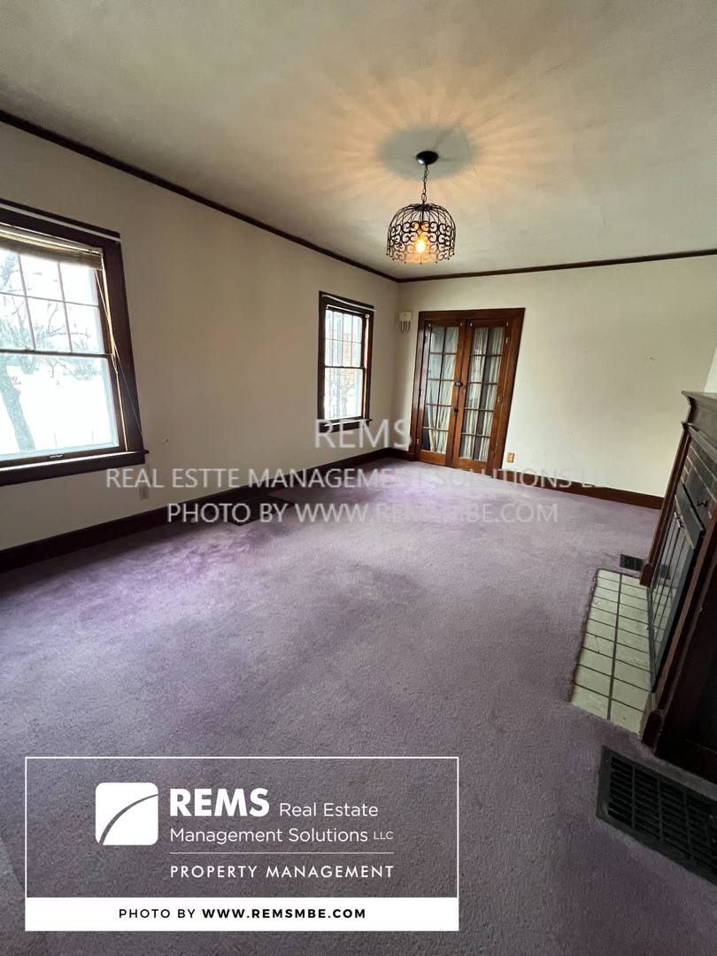 Apartment for rent at 1010 - 1016 Vine St, Wisconsin Dells, WI 53965
