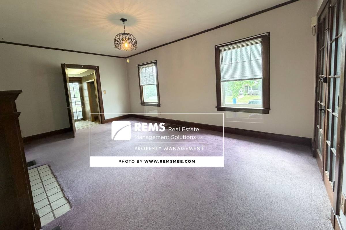 Apartment for rent at 1010 - 1016 Vine St, Wisconsin Dells, WI 53965