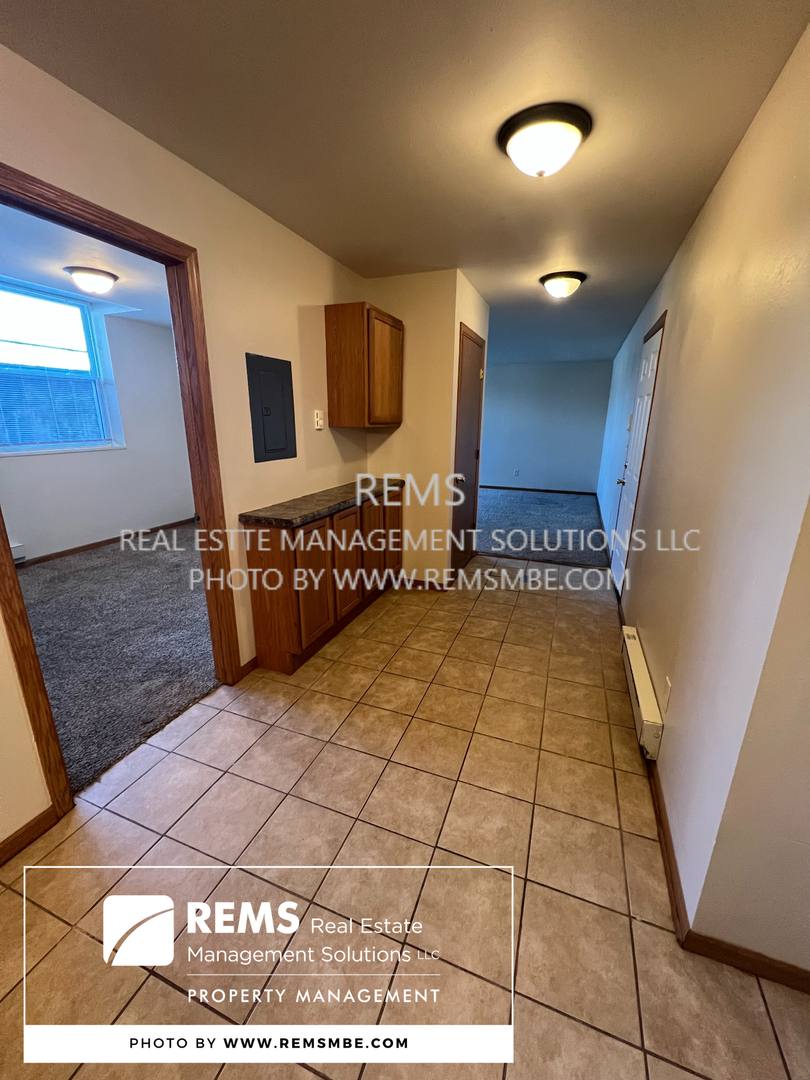 Apartment for rent at 122 Maine St, Mauston, WI 53948