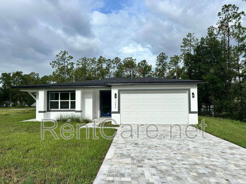 House for rent at 10034 N Darwin Way, Dunnellon, FL 34434