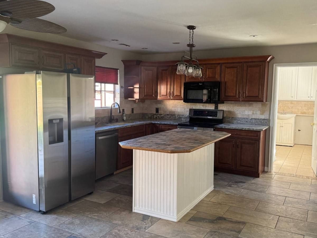 House for rent at 3369 Comanche Rd, Saint George, UT 84790