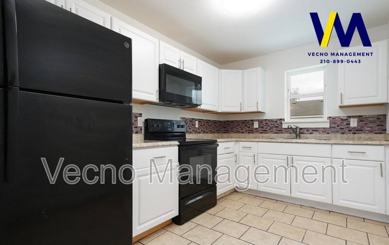 Apartment for rent at 214 Nopal St #201, San Antonio, TX 78210